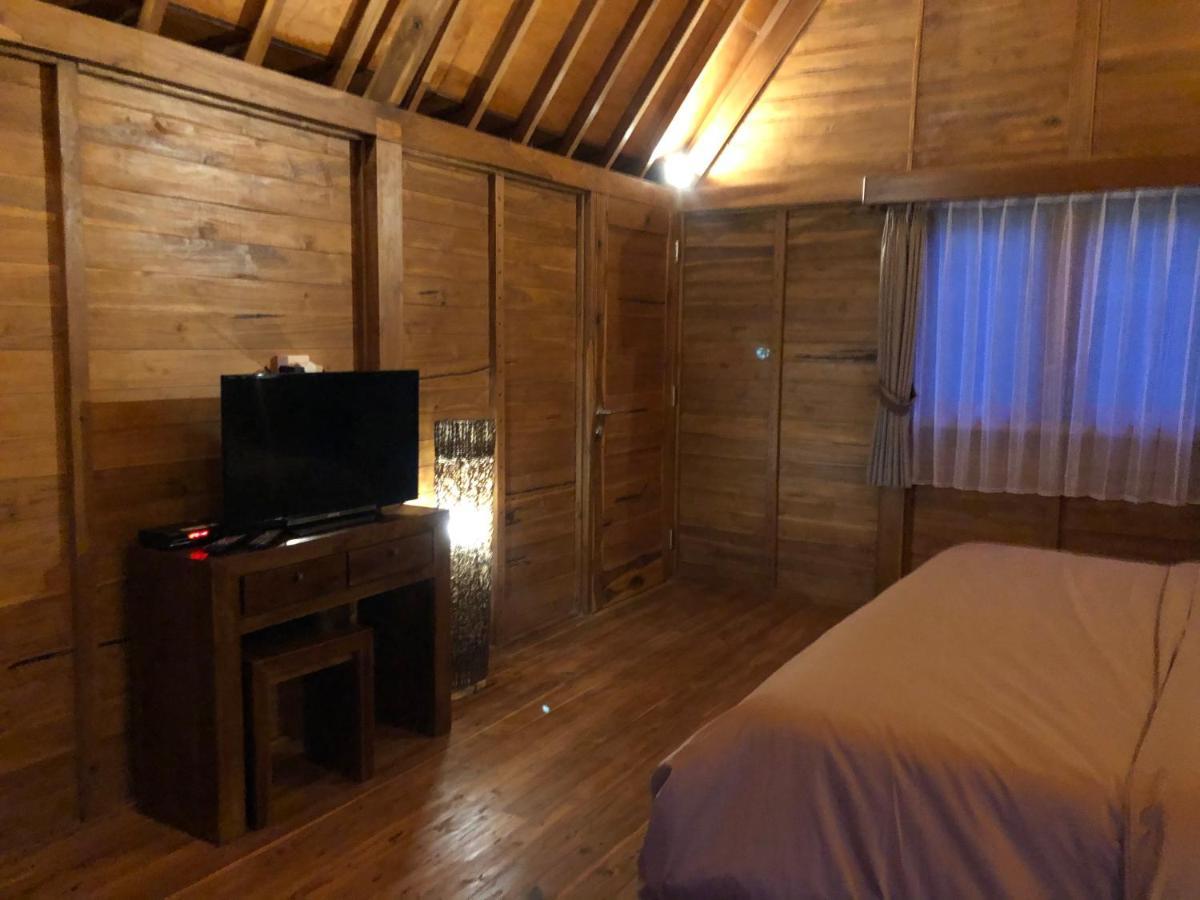 Buyan Lodge Lake View Villa Bedugul  Exterior photo
